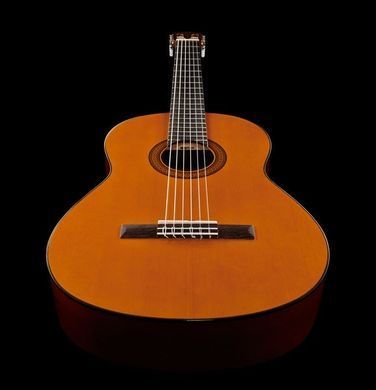 Класична гітара YAMAHA CG102