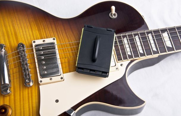 Устройство для очистки струн JOYO ACE-30